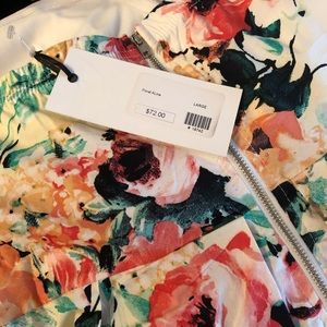 Piper Dresses - Adorable floral sweetheart top dress - sz L Piper Dresses - Adorable floral sweetheart top dress - sz L